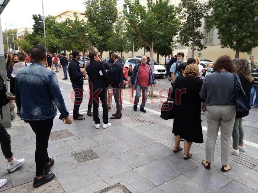 Πολύ ισχυρός σεισμός 6,3 Ρίχτερ στην Κρήτη - Ζημιές σε κτήρια, κατέρρευσε εκκλησάκι