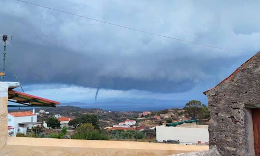 Εντυπωσιακές εικόνες από υδροσίφωνα στα Κύθηρα 