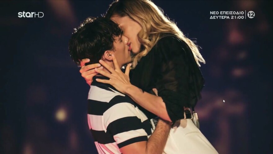 GNTM 4: Το πρώτο ζευγάρι που δημιουργήθηκε μέσα στο σπίτι του διαγωνισμού μόδας