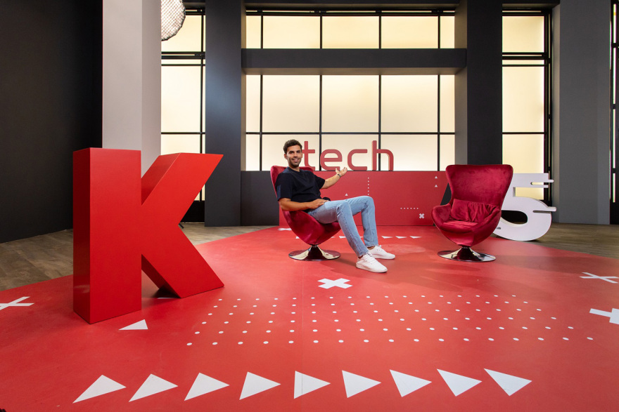 Η Κωτσόβολος παρουσιάζει τη νέα ψηφιακή εκπομπή  «Tech Top 5 for a better life»