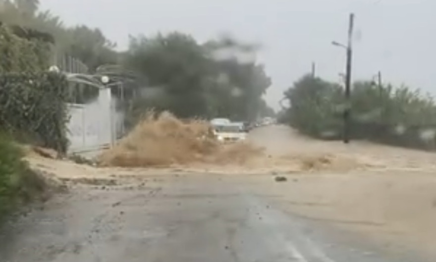 Σάρωσε ο «Μπάλλος» από  Κέρκυρα μέχρι Χαλκιδική και Κρήτη - Αγωνία για τις πυρόπληκτες περιοχές