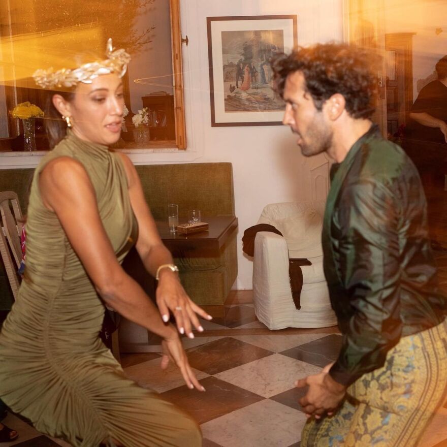 Γάμος Σωτηροπούλου - Μαραβέγια: Το πάρτι, τα ονόματα στο παπούτσι και ο χορός με Σαμαρά και Μοθωναίο