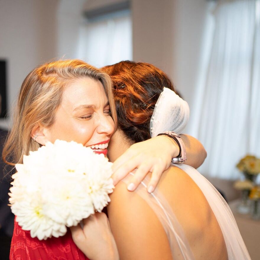 Γάμος Σωτηροπούλου - Μαραβέγια: Το πάρτι, τα ονόματα στο παπούτσι και ο χορός με Σαμαρά και Μοθωναίο