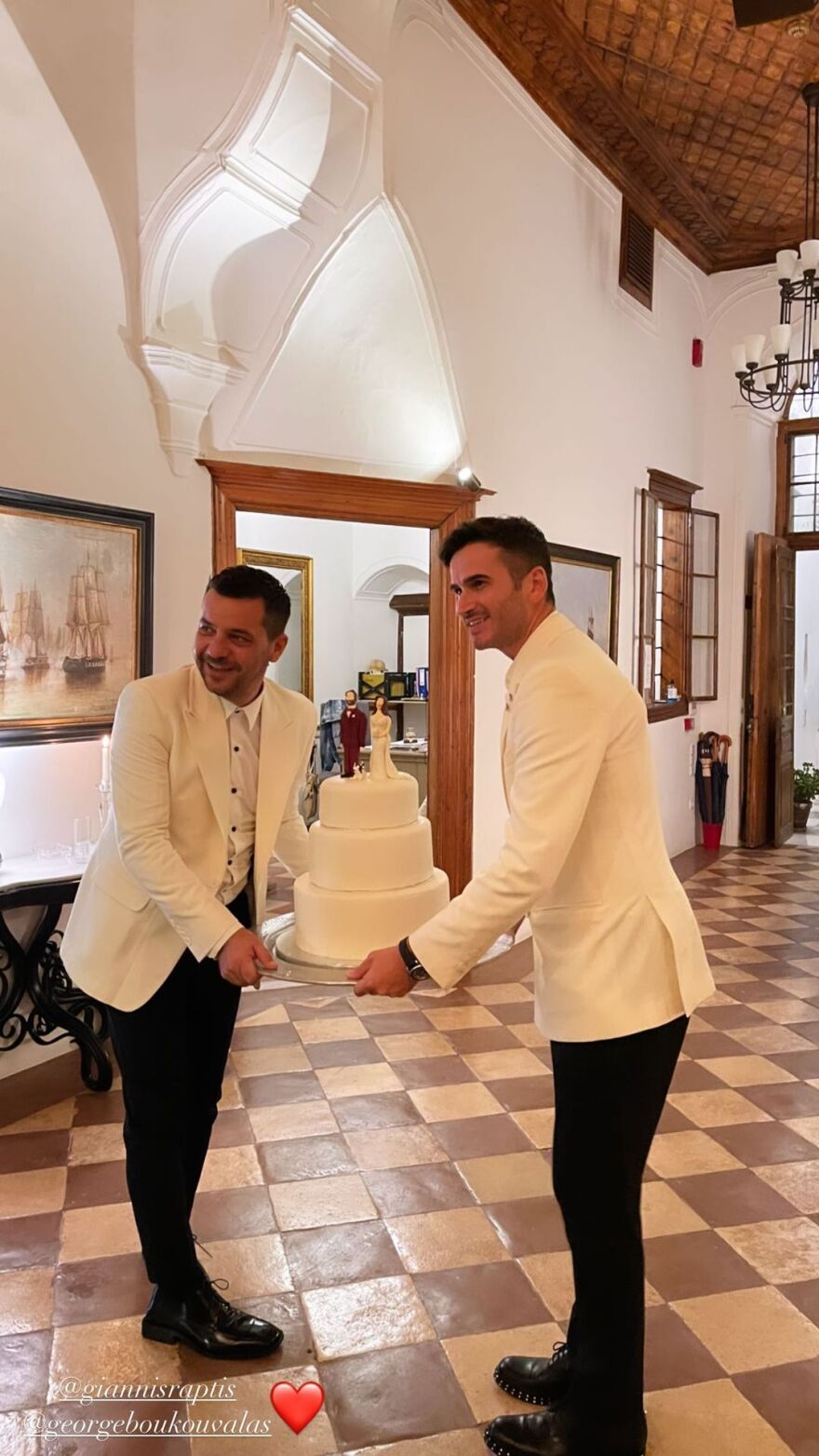 Γάμος Σωτηροπούλου - Μαραβέγια: Το πάρτι, τα ονόματα στο παπούτσι και ο χορός με Σαμαρά και Μοθωναίο