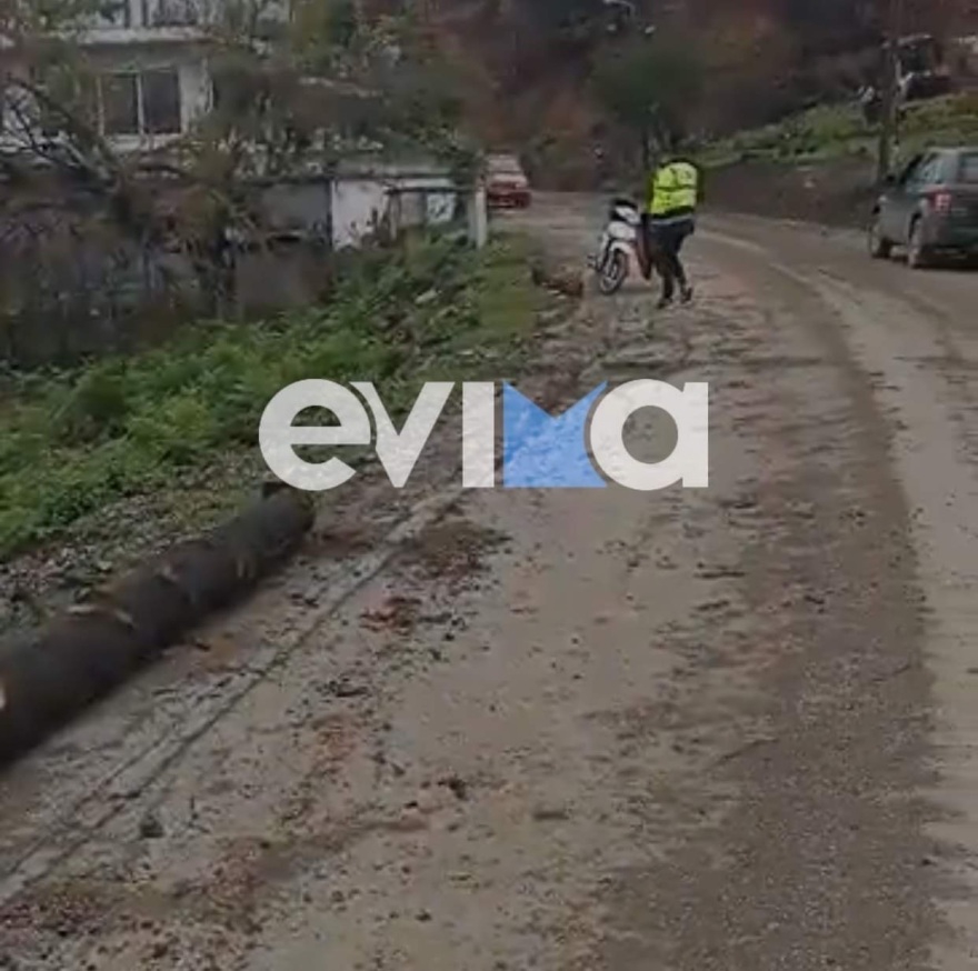 Κακοκαιρία «Μπάλλος» - Εύβοια: Τρέχουν να οχυρωθούν στο δήμο Μαντουδίου για τυχόν πλημμύρες 