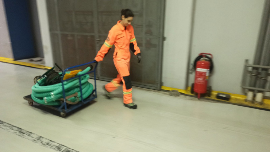 Άντληση υδάτων από χώρους του Κέντρου Πολιτισμού Ελληνικός Κόσμος του Ιδρύματος Μείζονος Ελληνισμού - Δείτε φωτογραφίες