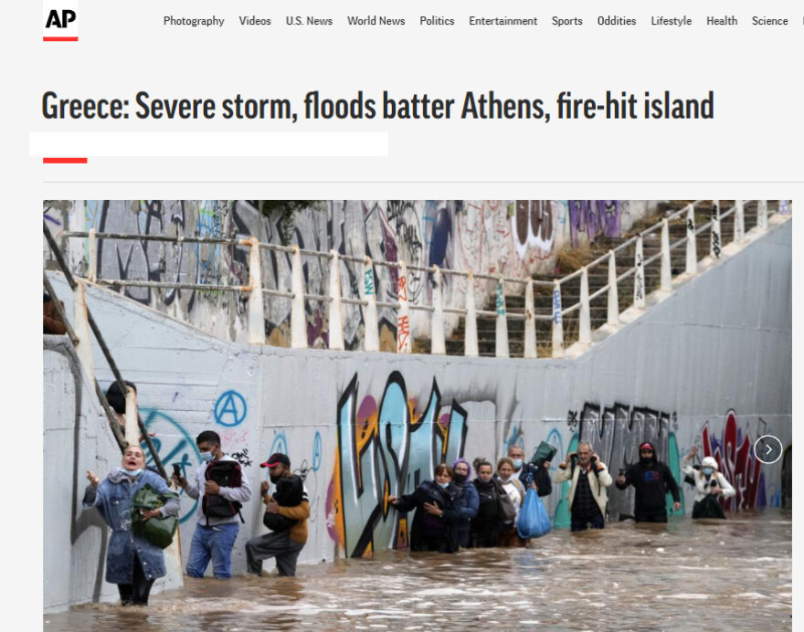 Κακοκαιρία Μπάλλος: Στα διεθνή ΜΜΕ το λεωφορείο που «βυθίστηκε» στην Ποσειδώνος 