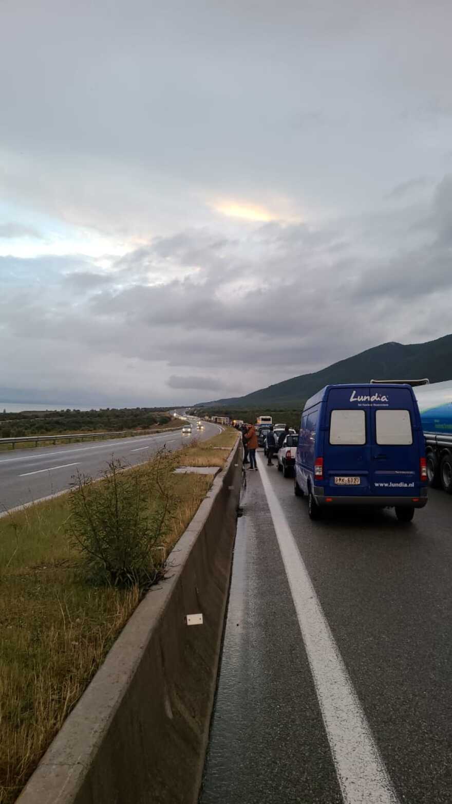 Στο έλεος της κακοκαιρίας η Βόρεια Ελλάδα: Κλειστοί δρόμοι και δεκάδες απεγκλωβισμοί στη  Θεσσαλονίκη