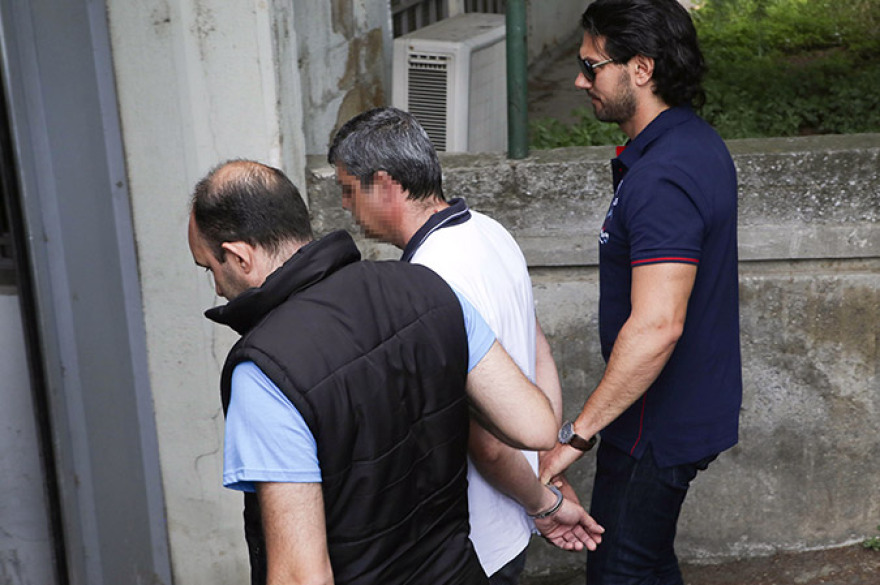 «Πέλεκυς» από τον Άρειο Πάγο για τον αρχιφύλακα των ΜΑΤ που έπνιξε την 7χρονη κορούλα του