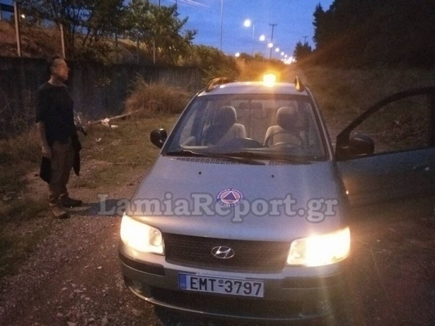 Καμένα Βούρλα: Βρέθηκε το ζευγάρι των Άγγλων τουριστών που είχαν χαθεί στο βουνό - Είχαν ζητήσει βοήθεια μέσω του 112