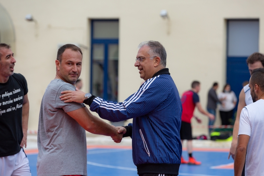 Σε τουρνουά μπάσκετ 3Χ3 της Αστυνομίας έπαιξε ο Θεοδωρικάκος