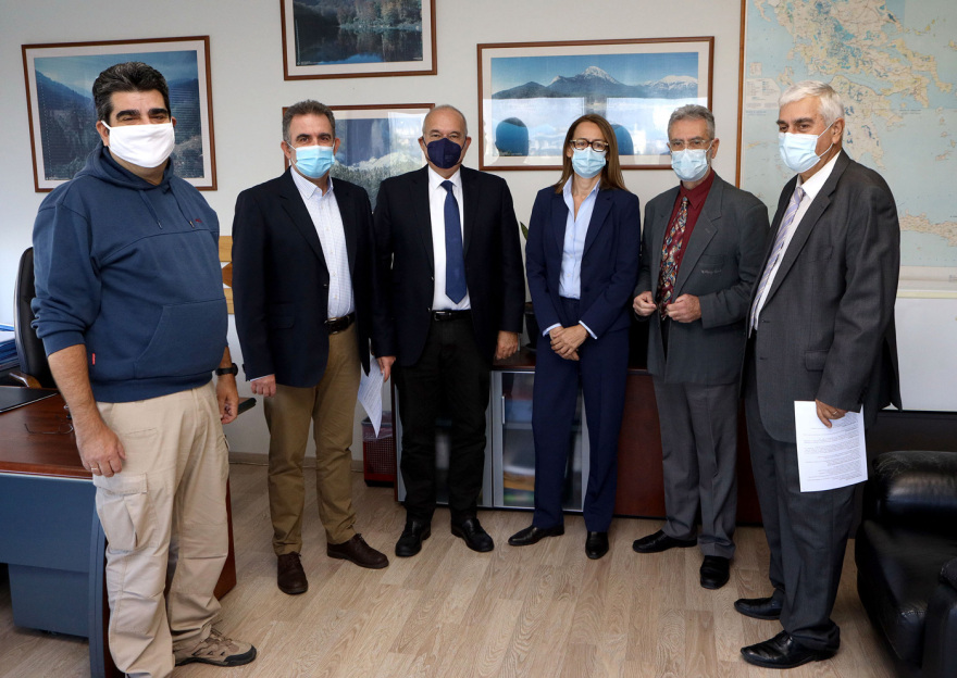 H Motor Oil υιοθετεί το δασικό εκκοκκιστήριο της Αμυγδαλέζας