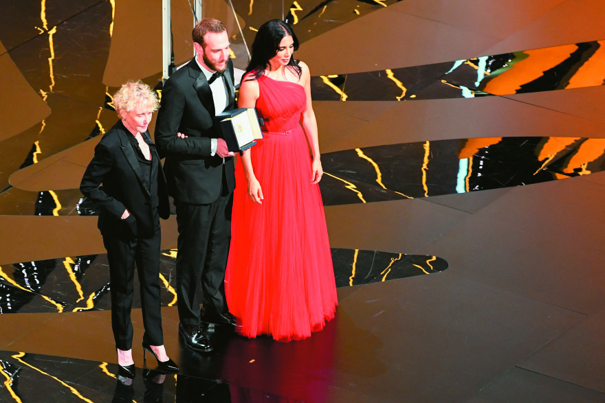 Bασίλης Κεκάτος: Με δύο χρυσούς Φοίνικες στον «Γαλαξία» του ΜEGA