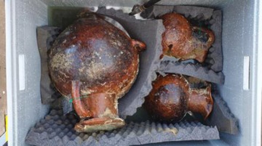 Ιταλία - Δείτε βίντεο: Η ανάσυρση αρχαίων ελληνικών κεραμικών από ναυάγιο του 7ου π.Χ αιώνα