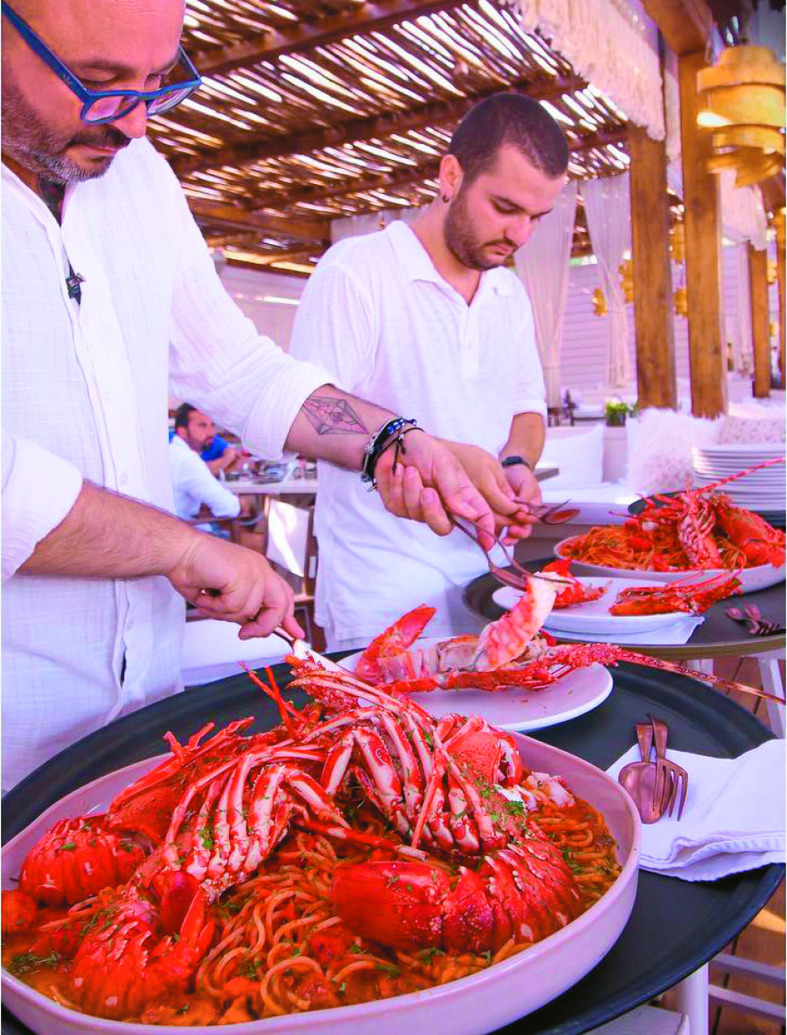 Η Μύκονος έσπασε όλα τα ρεκόρ: Ξεπέρασε σε τουριστικές εισπράξεις και το 2019!