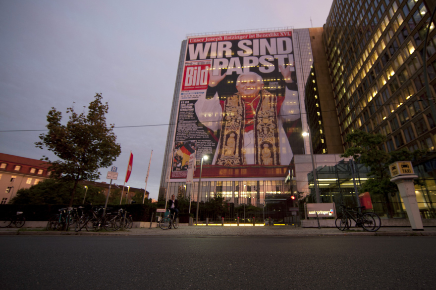 «Bild»: Απολύθηκε ο διευθυντής που προωθούσε την ερωμένη του - Είχε ερωτική «φωλιά» δίπλα στην εφημερίδα