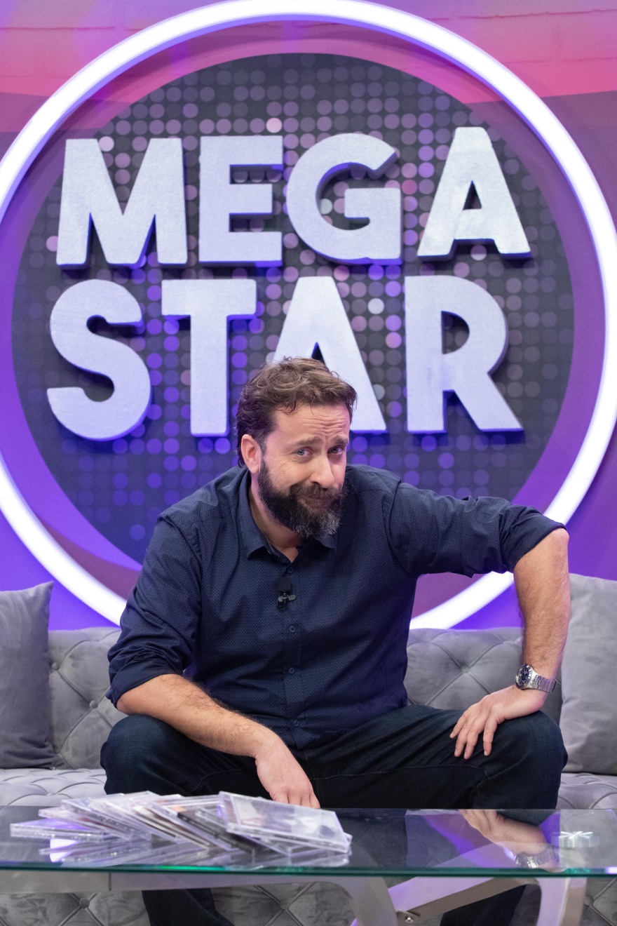 «MEGA Star»: Η Κόνι Μεταξά και ο Αντώνης Δημητριάδης κάνουν πρεμιέρα με καλεσμένους δύο αγαπημένους καλλιτέχνες