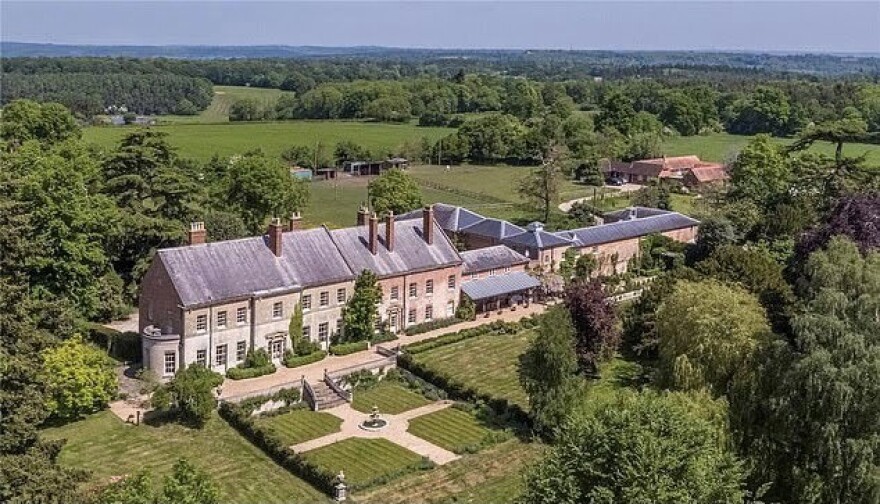 «Succession»: Σεξ, τηλεοπτικά σκάνδαλα και χλιδή - Είναι η σειρά εμπνευσμένη από τη ζωή των Μέρντοχ;