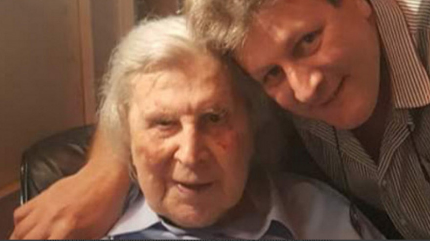 Μίκης Θεοδωράκης: Οι πέντε διαθήκες, το άγνωστο περιεχόμενό τους και το τεστ DNA που ζητά  ο Νίκος Κουρής