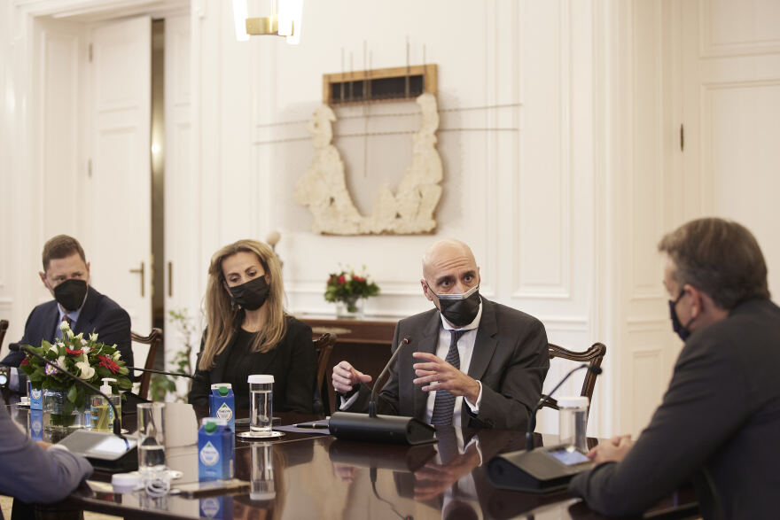 Μητσοτάκης στην Επιτροπή του ΕΒΕΑ: Στόχος μας οι καλοπληρωμένες θέσεις εργασίας στην  επόμενη φάση της ανάκαμψης