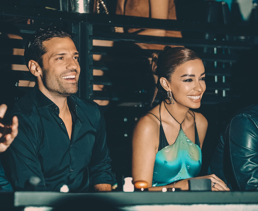 Νίκος Οικονομόπουλος: Επέστρεψε στη νυχτερινή ζωή της Αθήνας