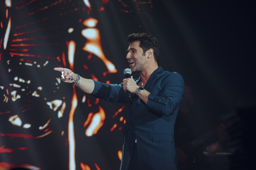 Νίκος Οικονομόπουλος: Επέστρεψε στη νυχτερινή ζωή της Αθήνας