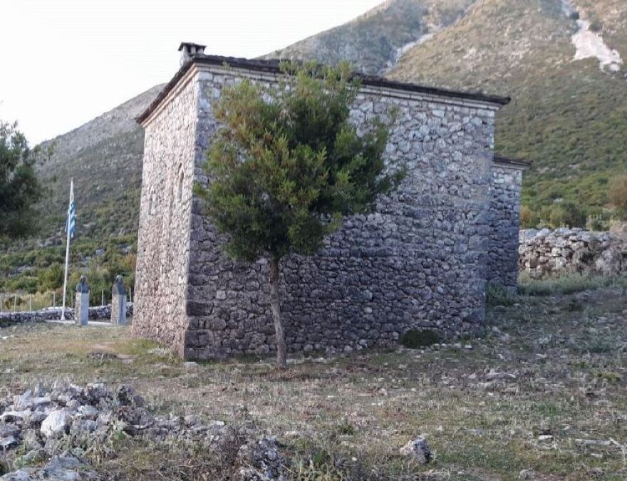 Οικία Λάμπρου Τζαβέλα: «Ξανακάπνισε» καμινάδα στο Σούλι μετά από 218 χρόνια