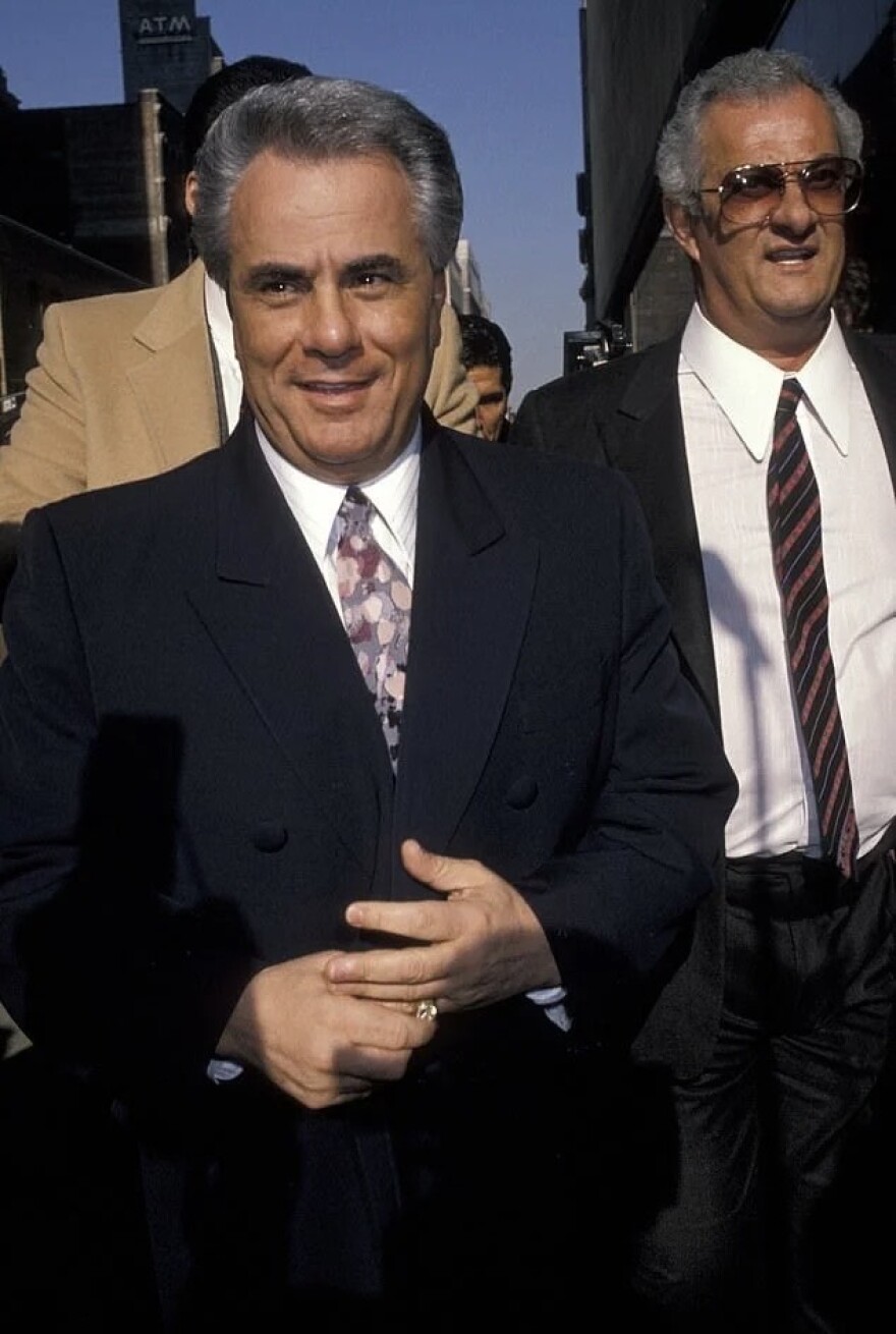 Γιατί οι παλιοί Μαφιόζοι αποκαλούν τους «απογόνους τους»... ηλίθιους!