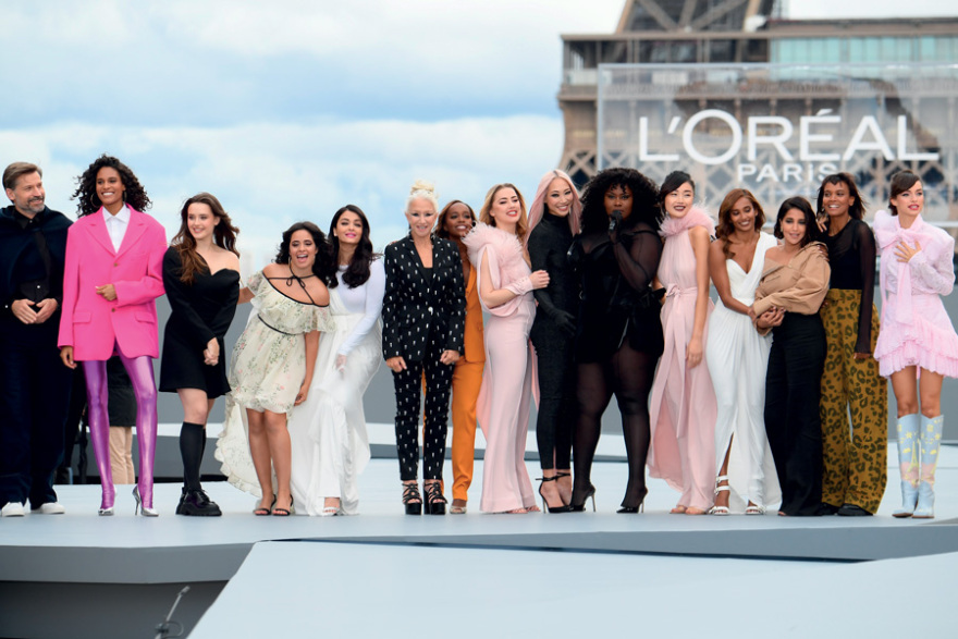 Fashion Weeks 2022: Glam, sex & parties... το πατρόν της ευτυχίας για τη γενιά του μέλλοντος - Φωτογραφίες