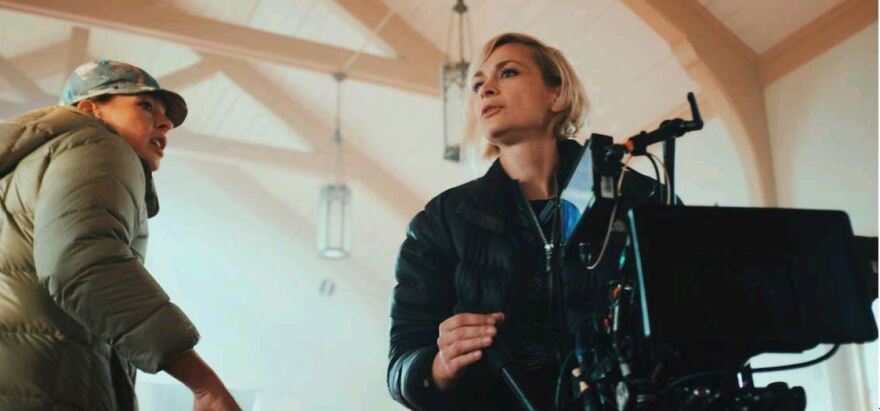 Χαλίνα Χάτσινς: Αυτή ήταν η 42χρονη διευθύντρια φωτογραφίας που σκότωσε κατά λάθος ο Άλεκ Μπάλντουιν