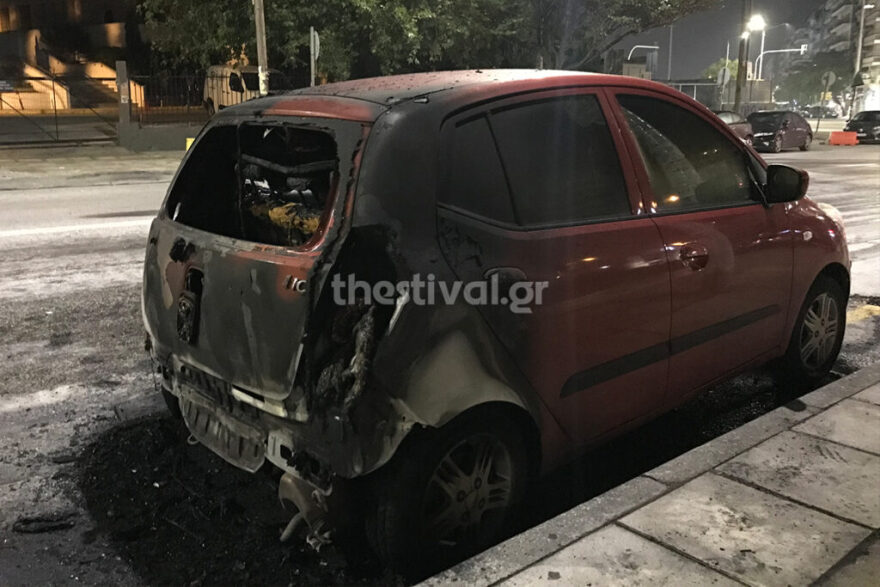 Εννέα προσαγωγές έγιναν μετά τα επεισόδια κουκουλοφόρων - αστυνομικών στη Θεσσαλονίκη - Δείτε βίντεο και φωτογραφίες