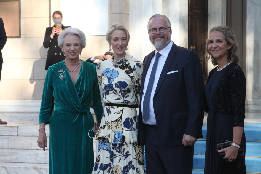 Φίλιππος και Νίνα Φλορ: Ολα όσα έγιναν στον πριγκιπικό γάμο και τη δεξίωση που ακολούθησε 