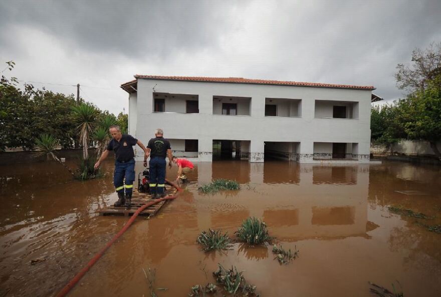Süddeutsche Zeitung: «Η Εύβοια ως παράδειγμα της κλιματικής αλλαγής»