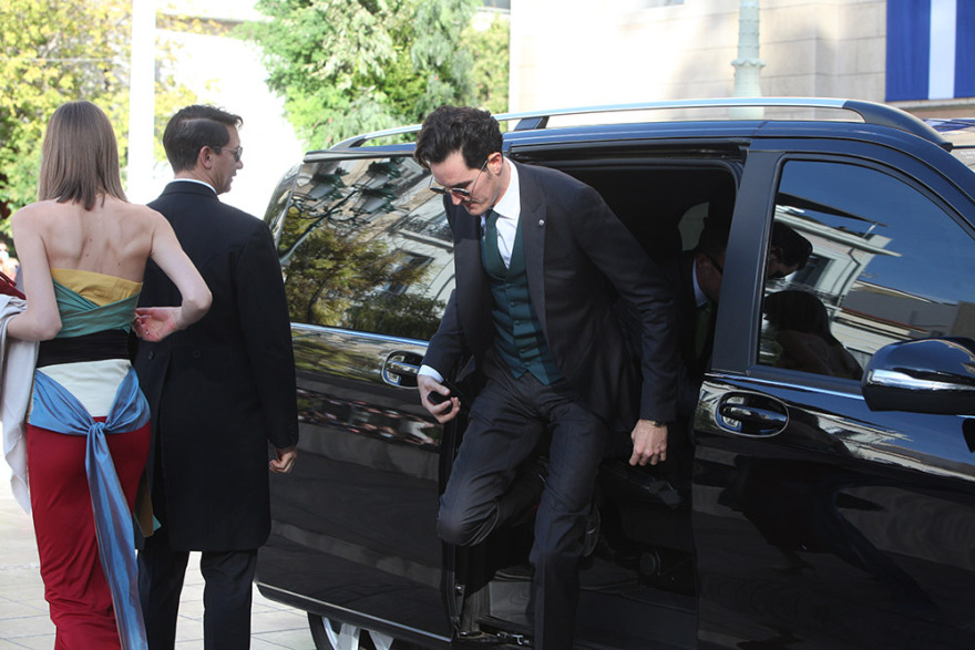 Φίλιππος και Νίνα Φλορ: Ολα όσα έγιναν στον πριγκιπικό γάμο και τη δεξίωση που ακολούθησε 