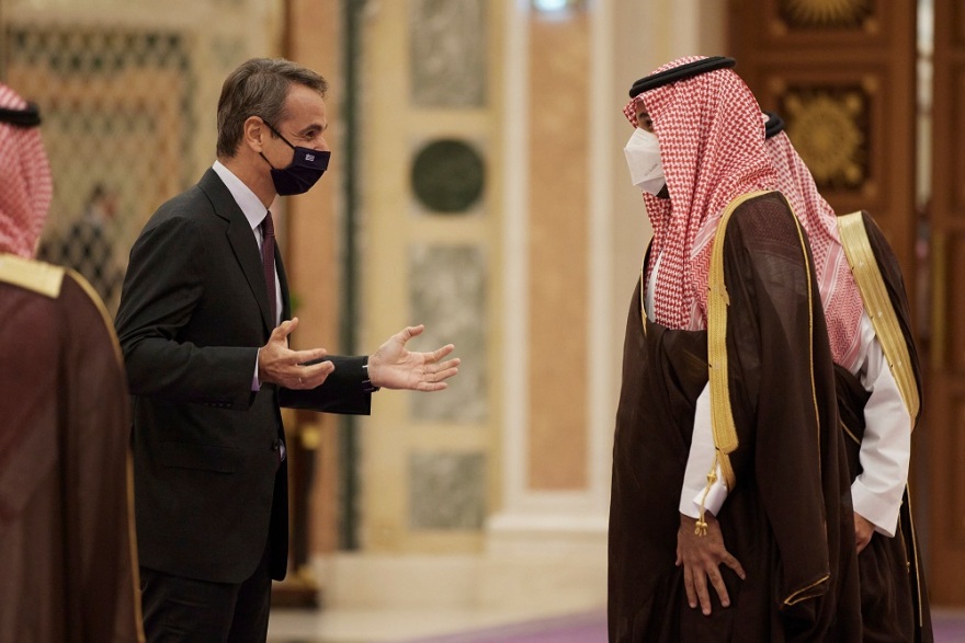 Μητσοτάκης από Ριάντ: Στοχεύουμε σε €25 δισ. επενδύσεις για την πράσινη μετάβαση