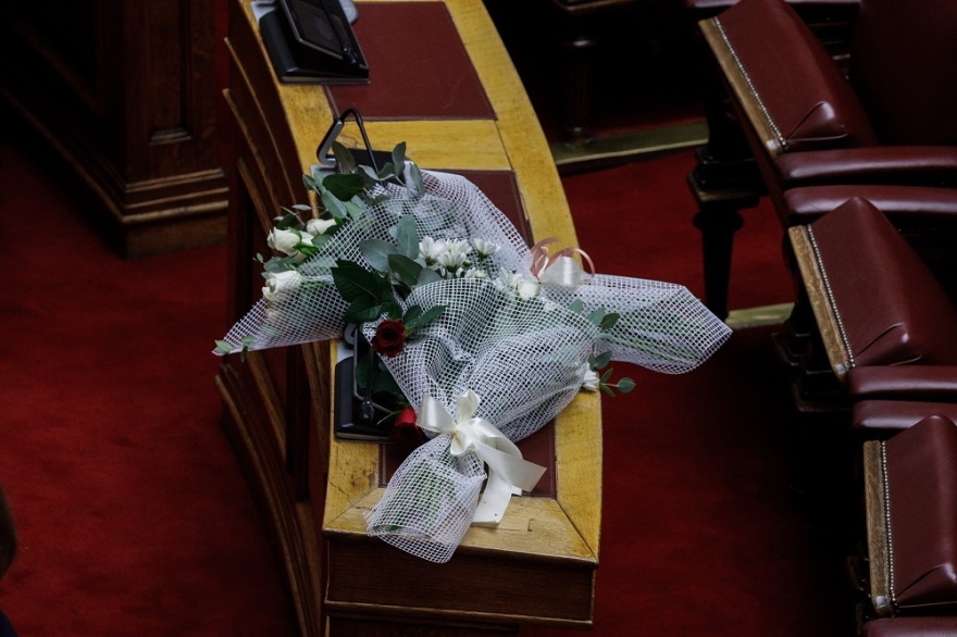 Φώφη Γεννηματά: Το πανελλήνιο και ο πολιτικός κόσμος υποκλίνονται στη γενναιότητα και την αξιοπρέπειά της