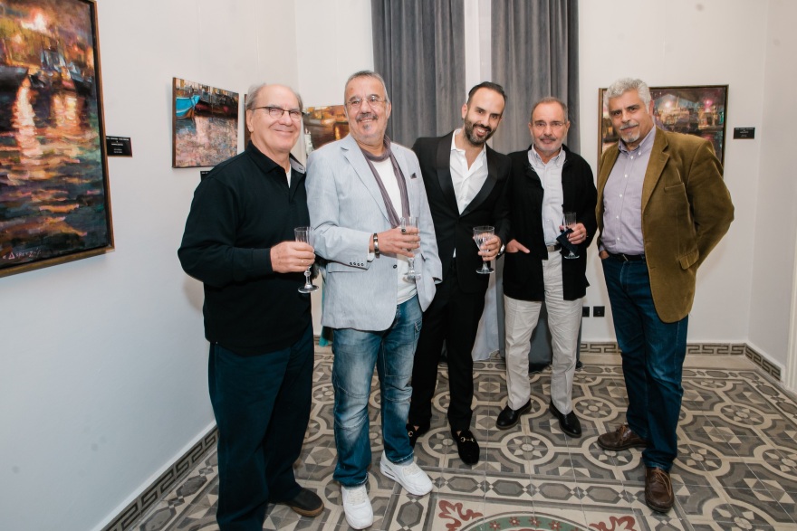 212 ARTS: Λαμπερά εγκαίνια για τον νέο χώρο τέχνης του Πειραιά