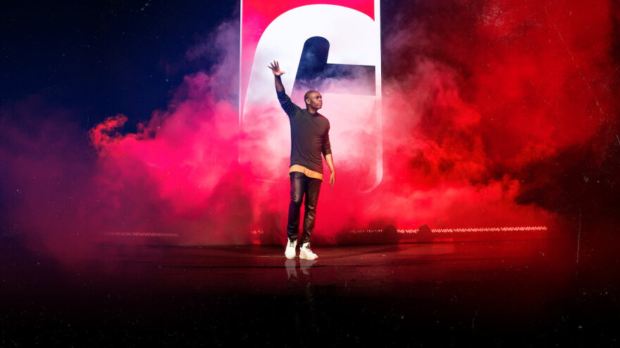 Ο Ντέιβ Σαπέλ απαντά στην «εξοργισμένη» τρανς κοινότητα: Δεν υποχωρώ στις απαιτήσεις κανενός!