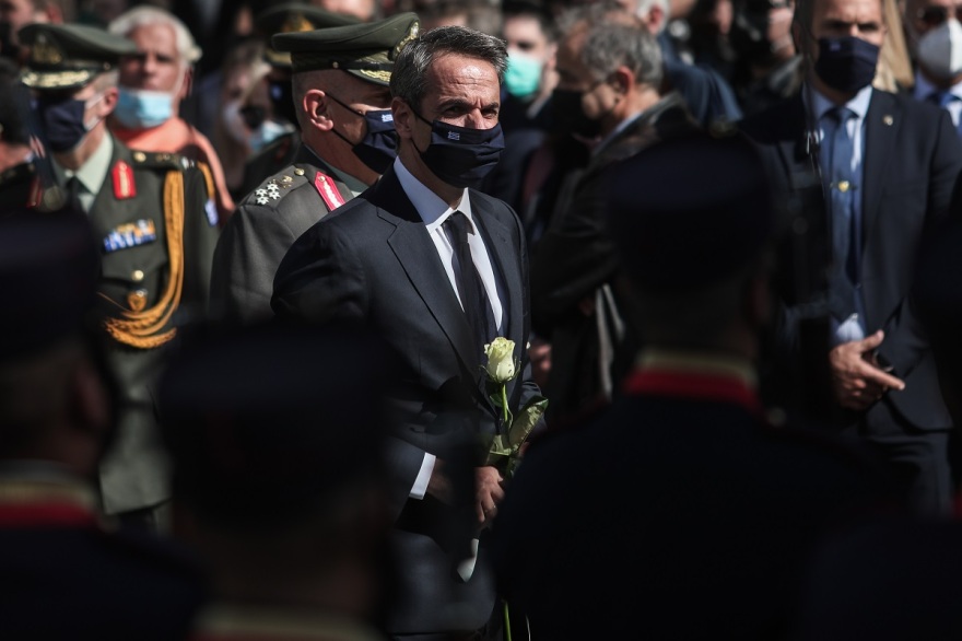 «Αθάνατη» - Όλη η Ελλάδα αποχαιρέτησε με χειροκροτήματα τη Φώφη Γεννηματά