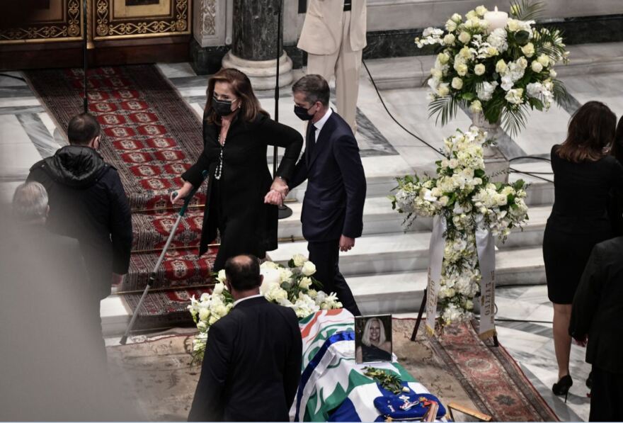 Οι πέντε στιγμές  που συγκλόνισαν στην κηδεία της Φώφης Γεννηματά