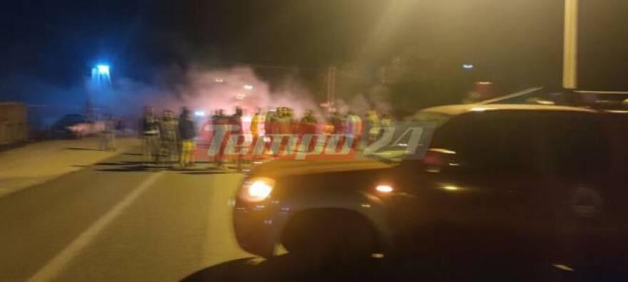 Αναβρασμός μετά τη φονική καταδίωξη στο Πέραμα: Επιθέσεις και πετροπόλεμος από Ρομά - Βάζουν «ασπίδα» μικρά παιδιά