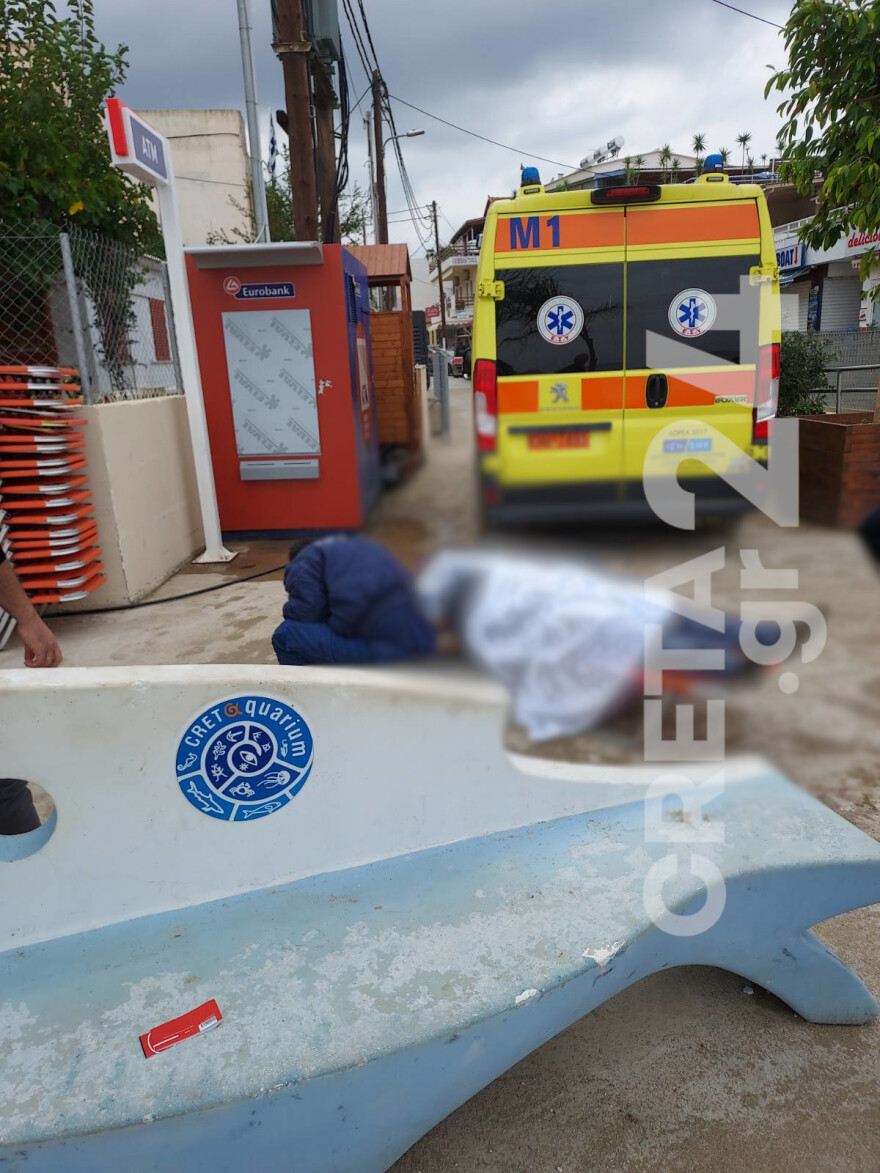 Ηράκλειο: Ψαράδες «χτυπήθηκαν» από μεγάλο κύμα - Ένας νεκρός και δύο στο νοσοκομείο