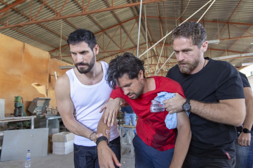  «Σασμός»: Ο Μαθιός ανησυχεί μήπως ο Μανόλης ξέρει το μεγάλο ένοχο μυστικό του