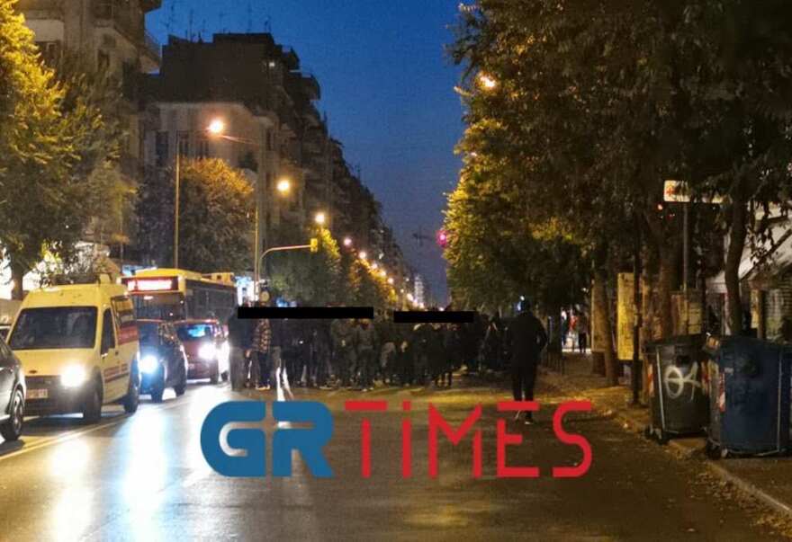 Θεσσαλονίκη: Μολότοφ μετά την πορεία των αντιεξουσιαστών για τη φονική καταδίωξη στο Πέραμα