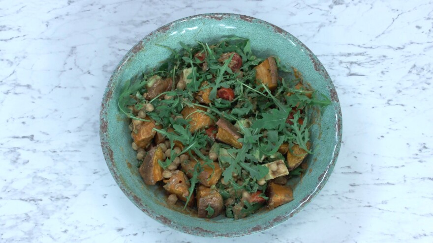 «Kitchen Lab»: Παραδοσιακές συνταγές με διεθνείς και γκουρμέ πινελιές από τον Άκη Πετρετζίκη 