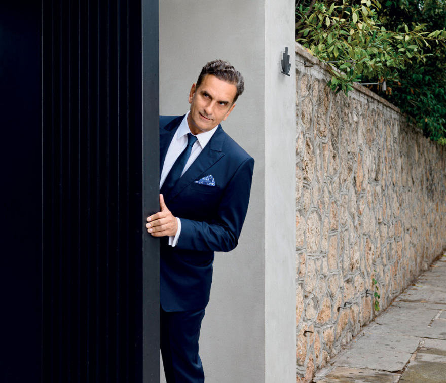 Νίκος Ψαρράς στο Gala: Ο κόσμος δεν είχε να φάει φακή και η τηλεόραση έδειχνε συνταγές για... πάπια Πεκίνου