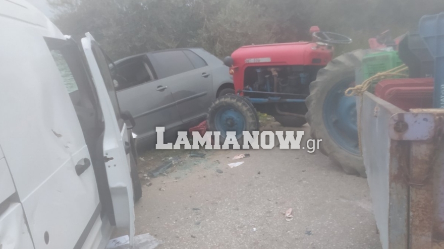 Σοβαρό τροχαίο με τρακτέρ και Ι.Χ στη Λαμία - Τρεις τραυματίες