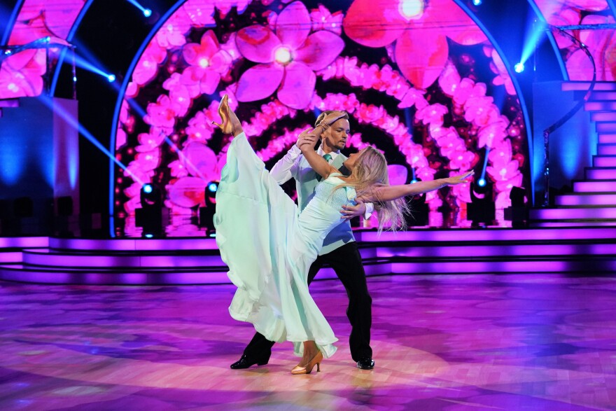 Απόψε το 3ο εντυπωσιακό live του διαγωνισμού «Dancing With The Stars» - Δείτε φωτογραφίες 