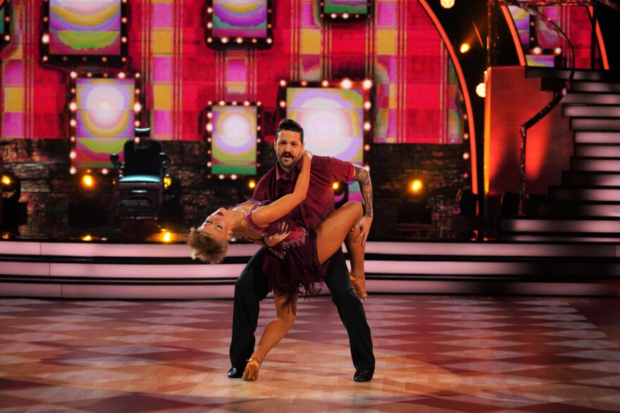 Όλα όσα συνέβησαν στο χθεσινό live του Dancing With The Stars - Το ζευγάρι που ενθουσίασε τους κριτές 