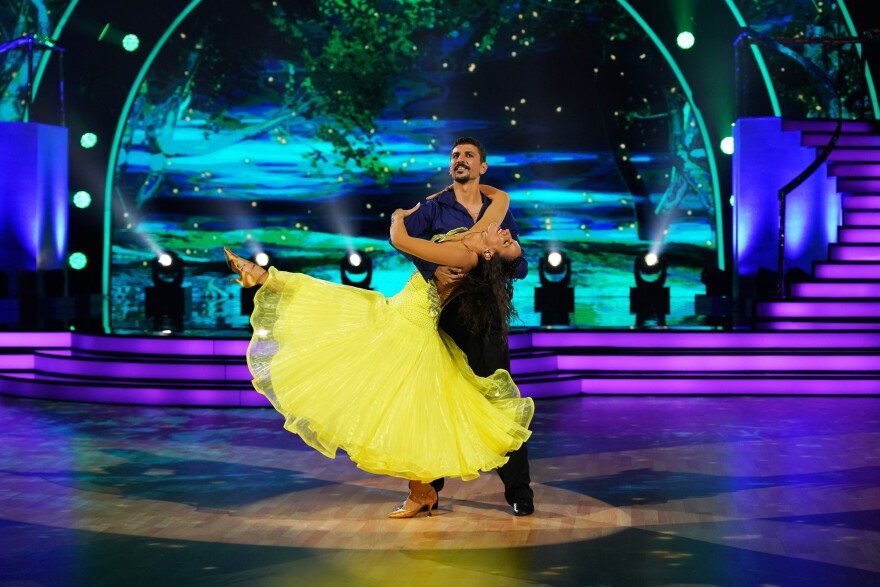 Όλα όσα συνέβησαν στο χθεσινό live του Dancing With The Stars - Το ζευγάρι που ενθουσίασε τους κριτές 